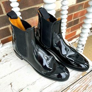 MWS Mustang patent leather boots. Size 7. Excellent condition